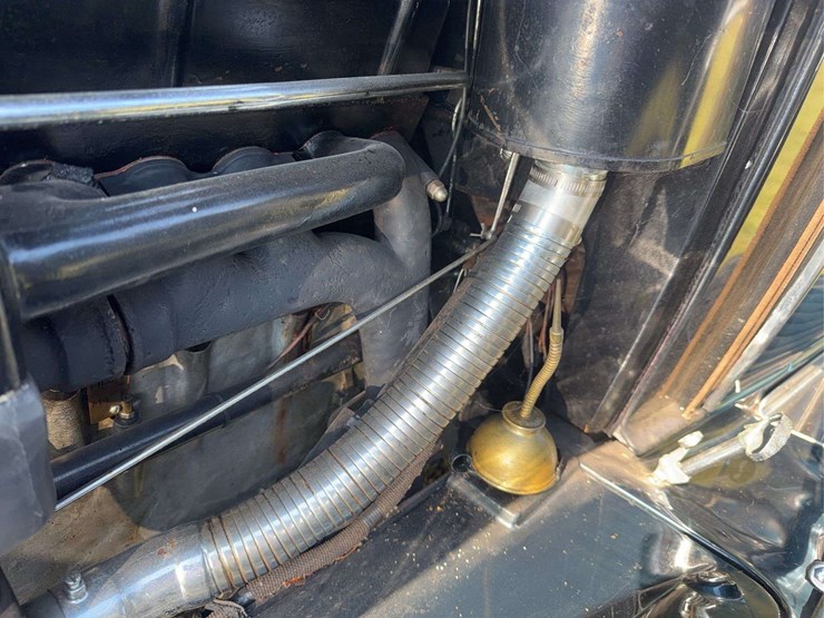 1932-cadillac-v-16-fleetwood-image-151