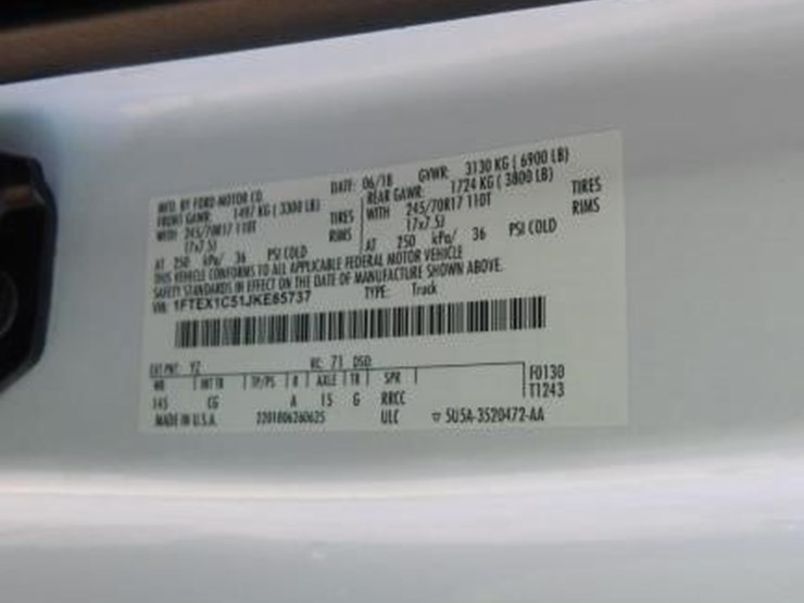 2019-ford-f150-image-28