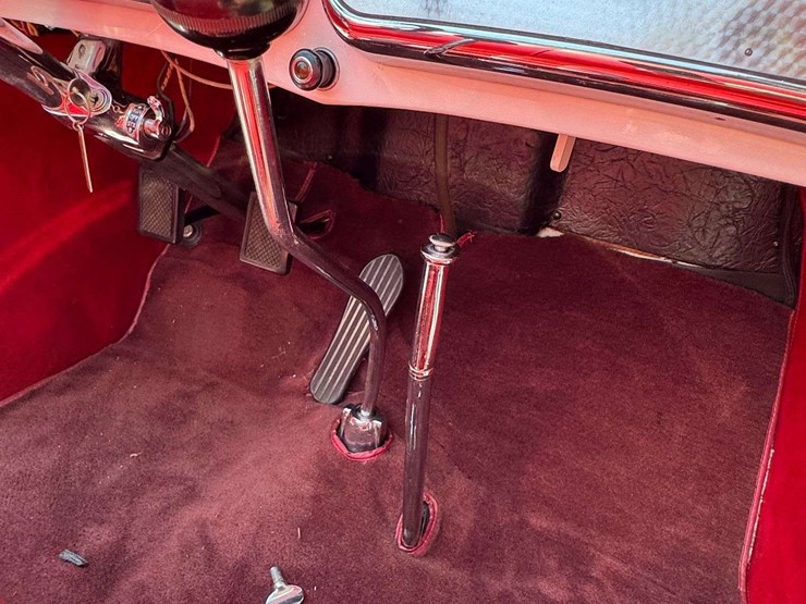 1936-auburn-852-supercharged-boattail-speedster-image-44