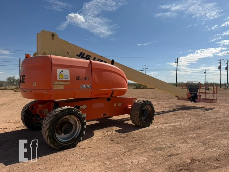 2007-jlg-800s-image-5