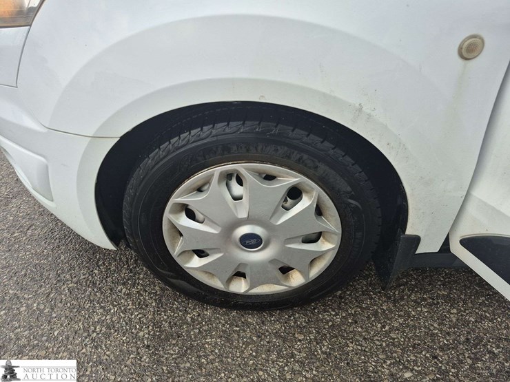 2014-ford-transit-connect-image-25