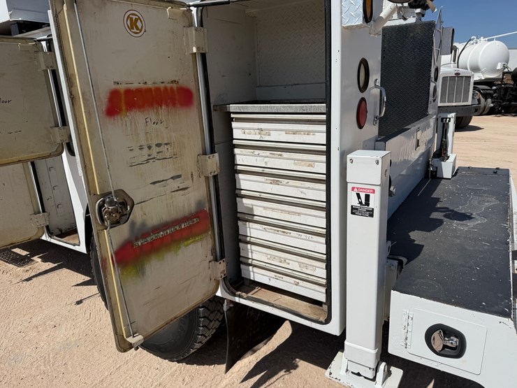 2010-international-durastar-4400-image-13