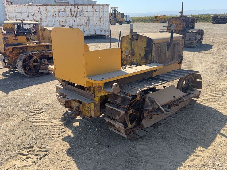 caterpillar-10-image-5
