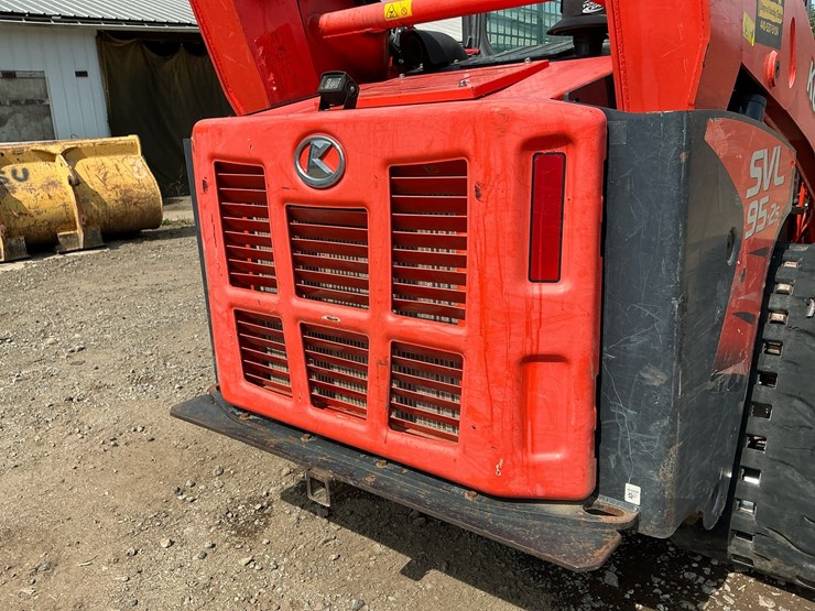 2018-kubota-svl95-2s-image-39