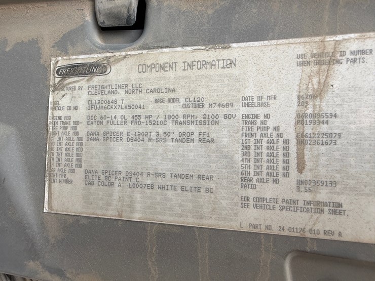 2007-freightliner-columbia-120-image-18