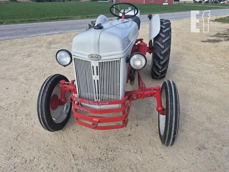 ford-8n-image-8