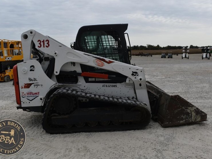 2019-bobcat-t770-image-18
