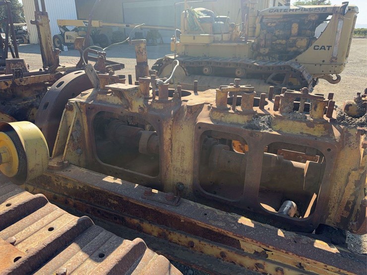 caterpillar-65-image-17