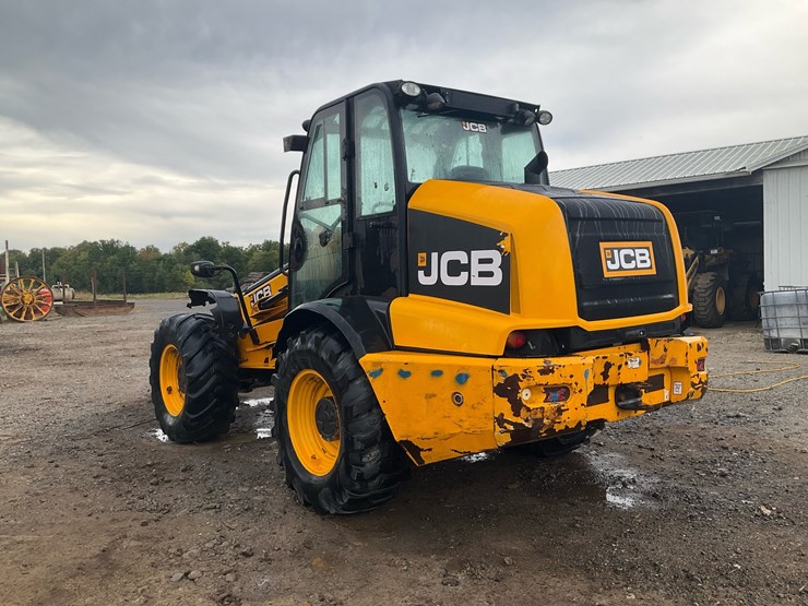 2013-jcb-tm320-image-3