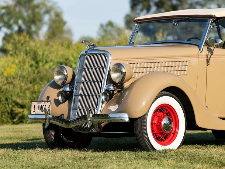 1935-ford-deluxe-phaeton-image-21