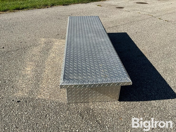 delta-champion-aluminum-pickup-toolbox-image-8