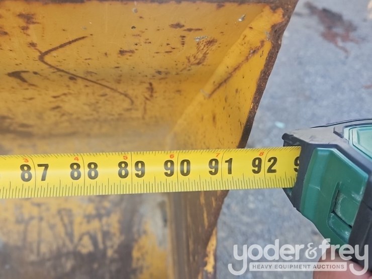 2018-deere-410l-image-53