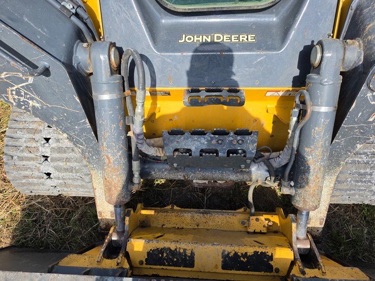 deere-333g-image-63