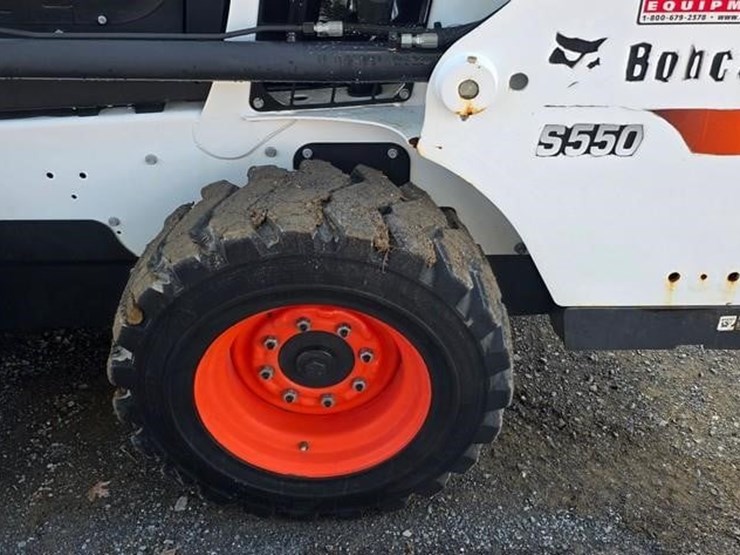 2018-bobcat-s550-image-23