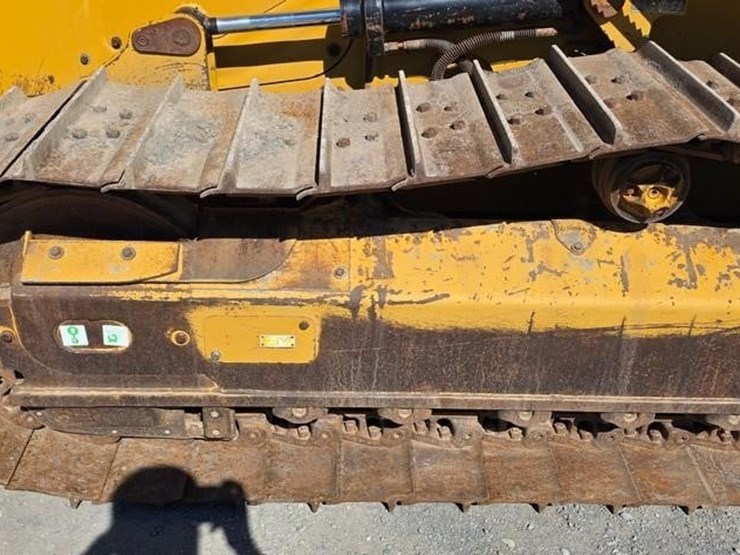 2021-caterpillar-d3-image-14