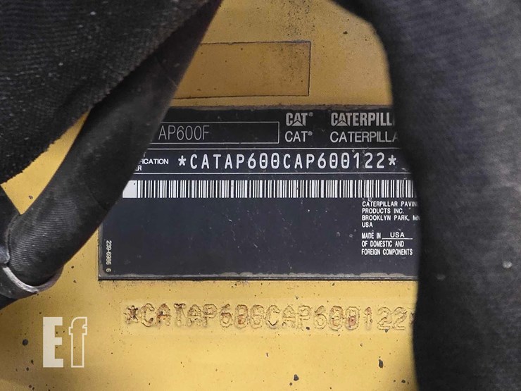 2016-caterpillar-ap-600f-image-32