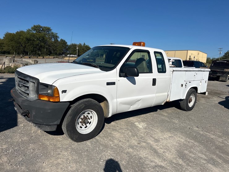 2001-ford-f250-image-1