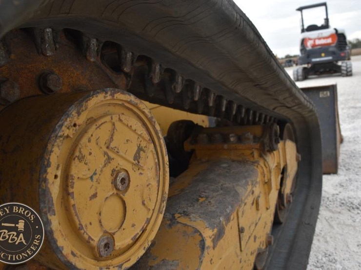 2016-caterpillar-289d-image-44