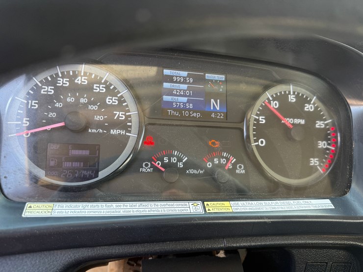 2015-hino-338-image-30