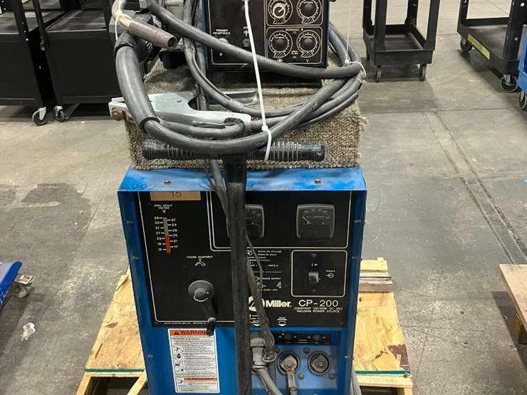 miller-cp-200-portable-welder,-stock#-902930,-s/n-kf835205,-200v/230v/460v-3-phase,-w/-miller-24v-co-image-3