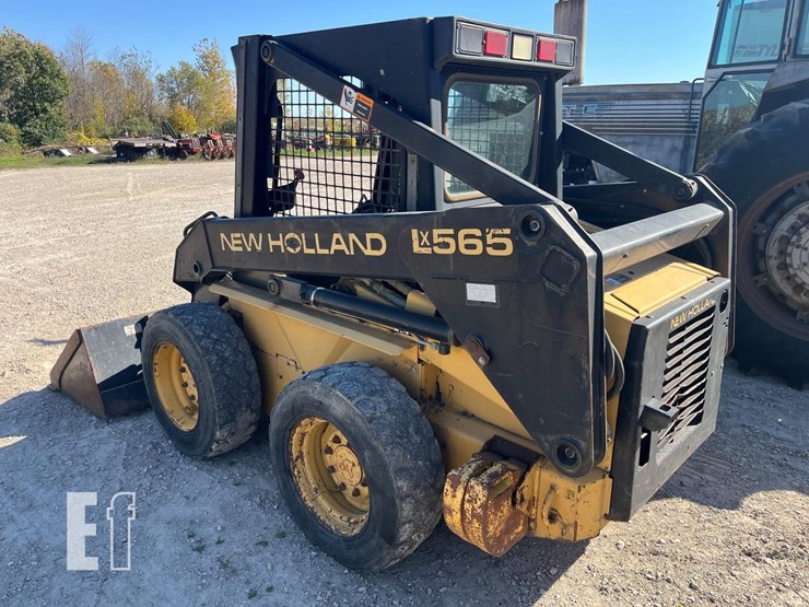 new-holland-lx565-image-3