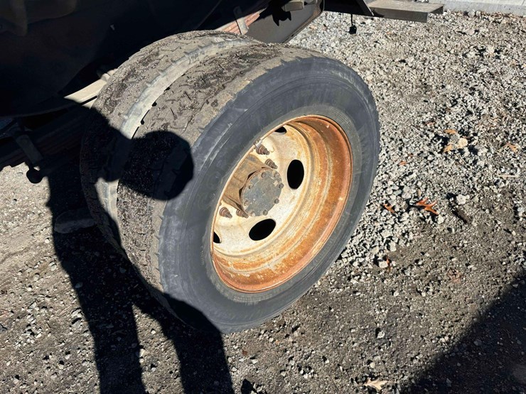 2016-ford-f550-image-29