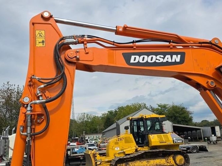 2023-doosan-dx63-3-image-10
