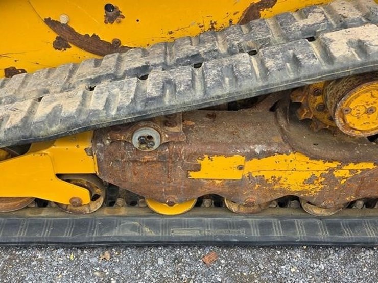 2012-caterpillar-259b3-image-11