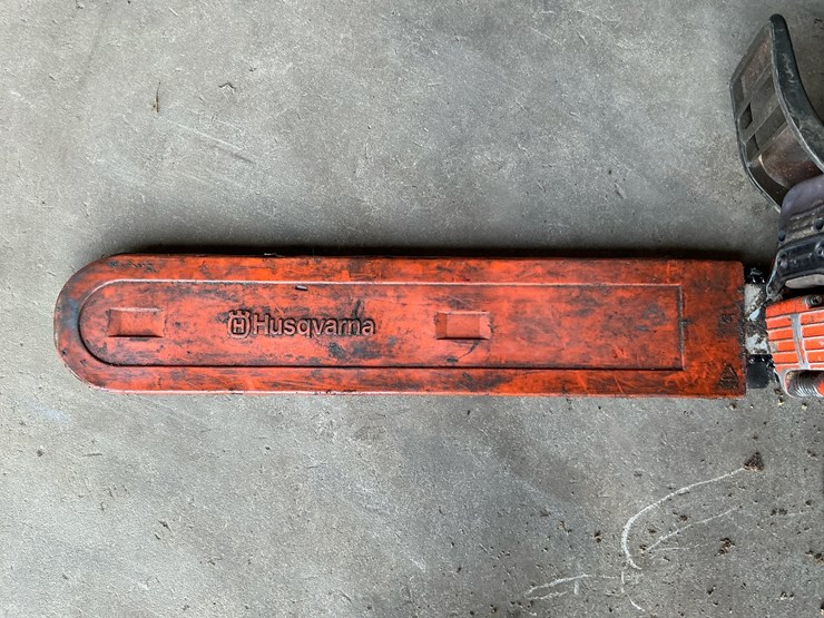 #118-•-husqvarna-390xp-chainsaw-with-24"-bar-image-7