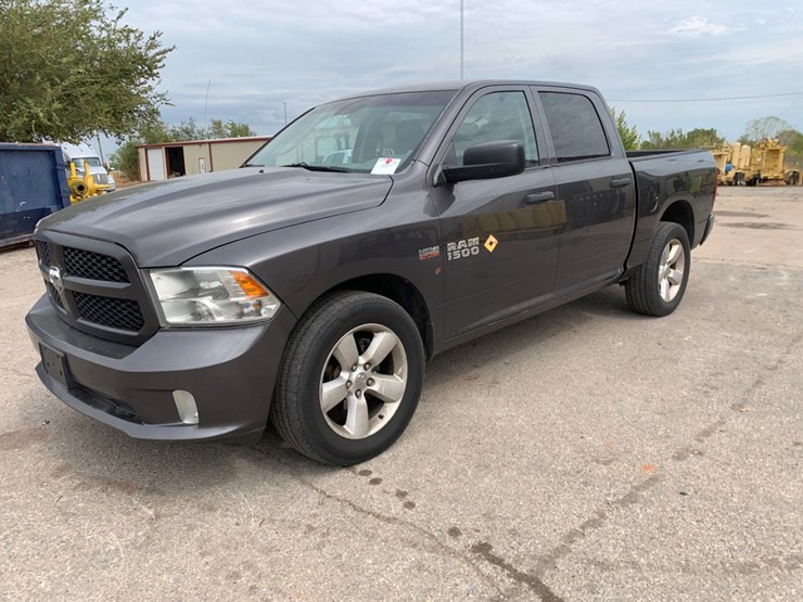 2015-dodge-ram-1500-image-1
