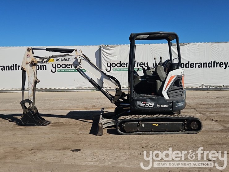 2019-bobcat-e35-image-2