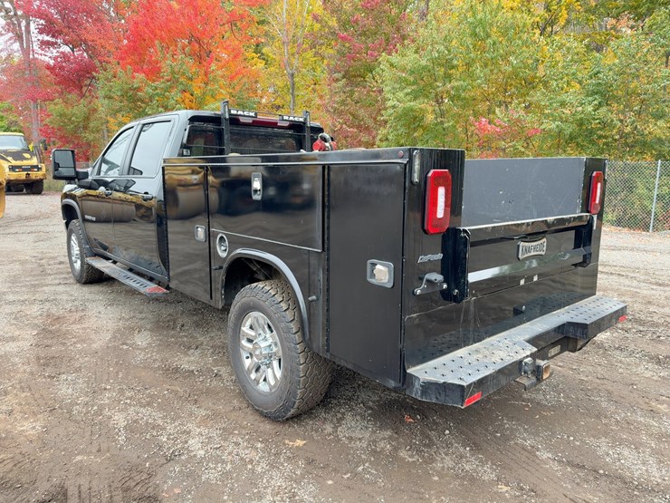 2020-chevrolet-silverado-2500hd-image-3