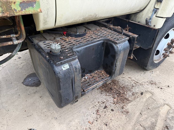 #10597-•-*inop-1998-gmc-c7500-daycab-s/a-grabage-truck-1gdl7h1p7wj519418-inv#10597-image-52