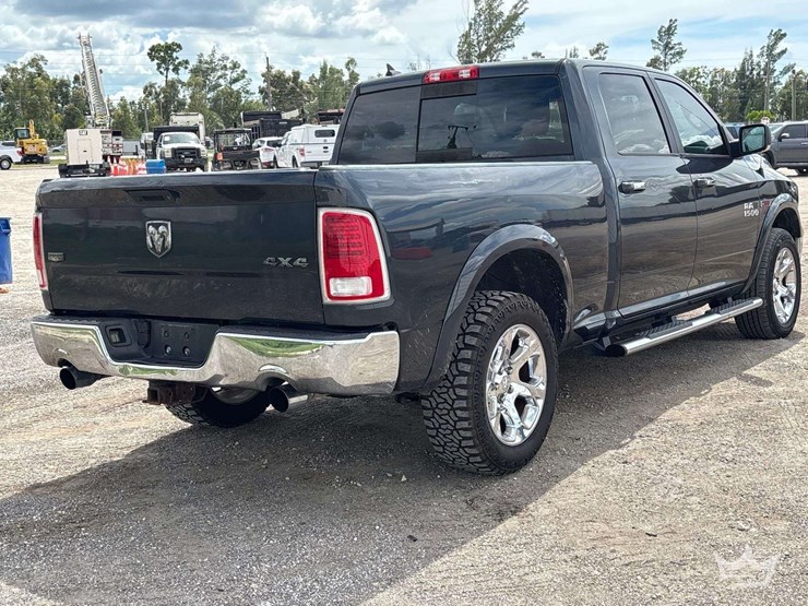 2018-dodge-1500-image-3