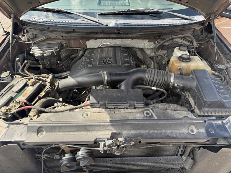 2011-ford-f150-lariat-image-17