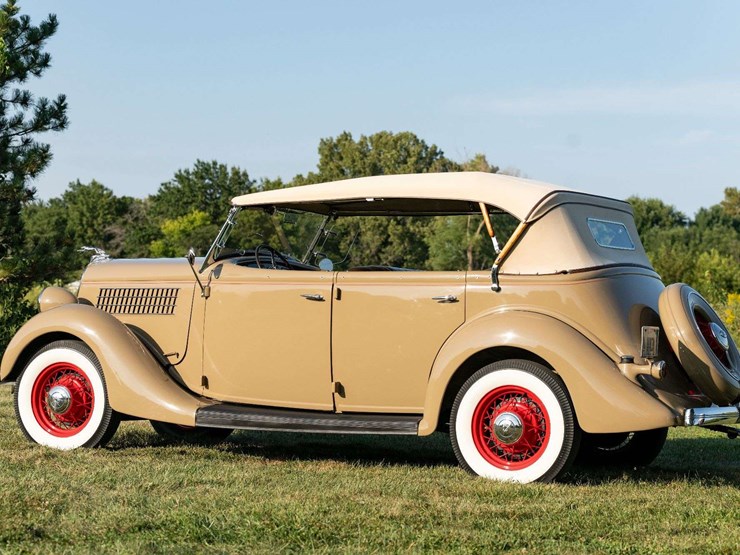 1935-ford-deluxe-phaeton-image-13