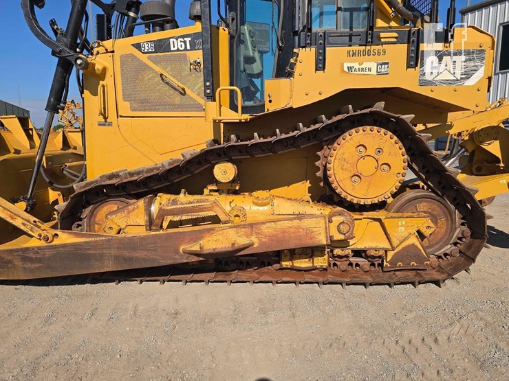2016-caterpillar-d6t-xl-image-24