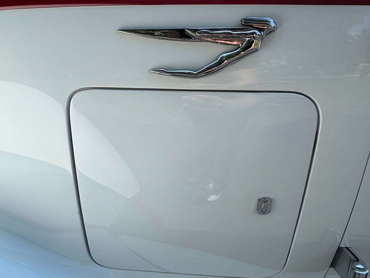 1936-auburn-852-supercharged-boattail-speedster-image-34