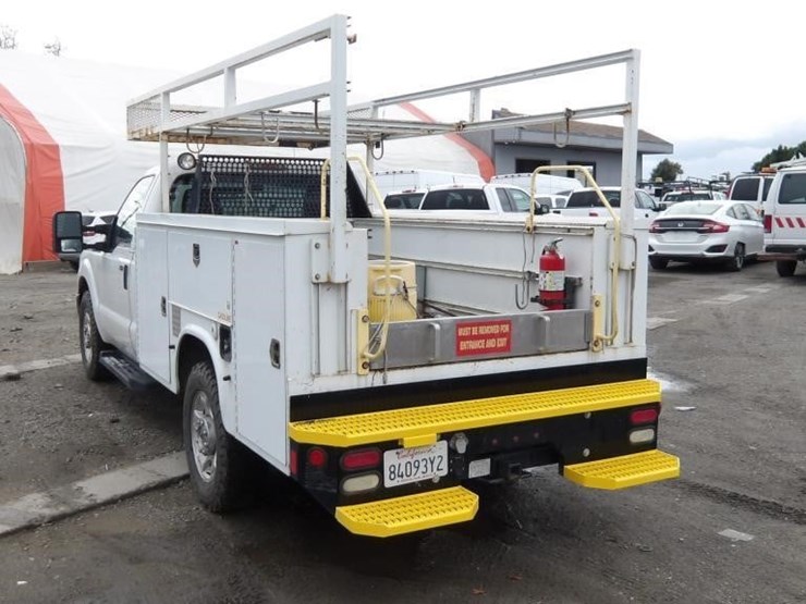 2011-ford-f350-image-4