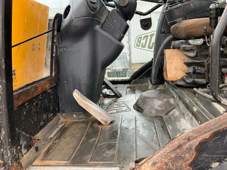 2013-jcb-tm320-image-14