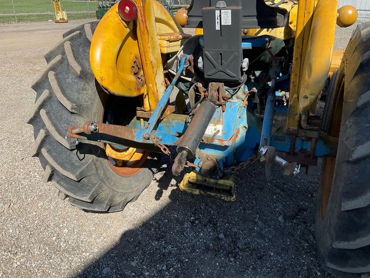 ford-3400-image-28