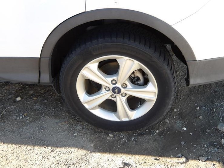 2015-ford-escape-image-5
