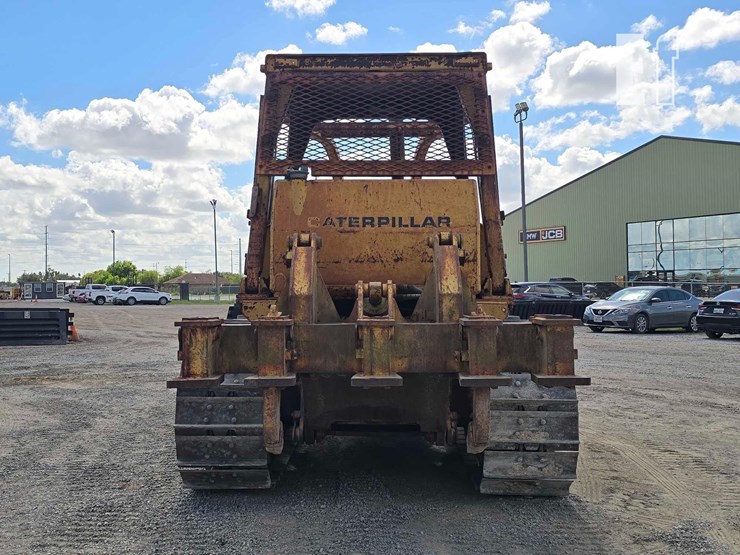 caterpillar-d6d-image-8
