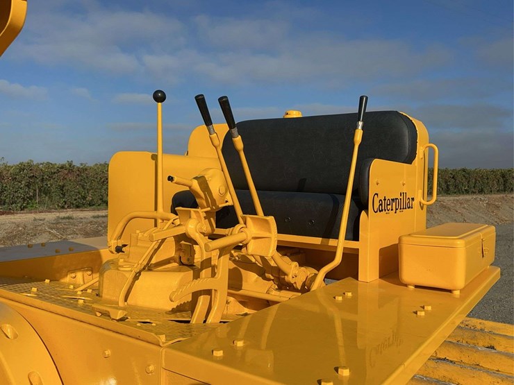 caterpillar-seventy-gas---complete-nut-and-bolt-restoration!-image-50