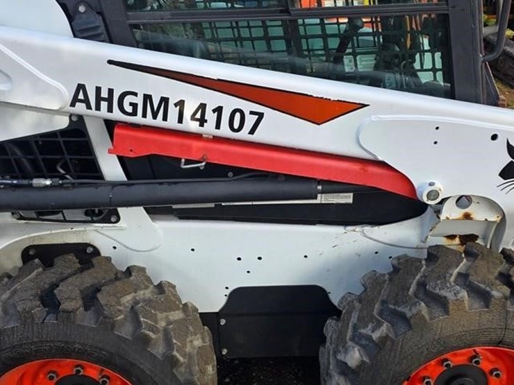 2018-bobcat-s550-image-12