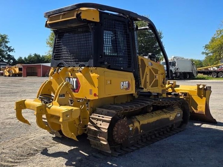2021-caterpillar-d3-image-3