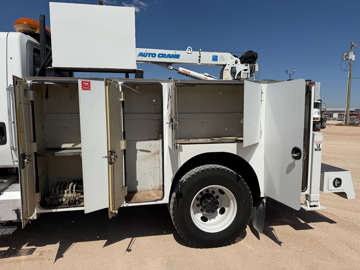 2010-international-durastar-4400-image-11