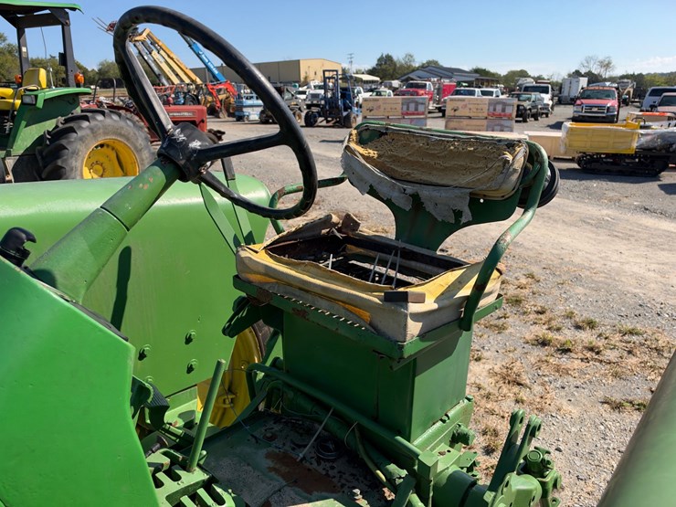 john-deere-530-image-9