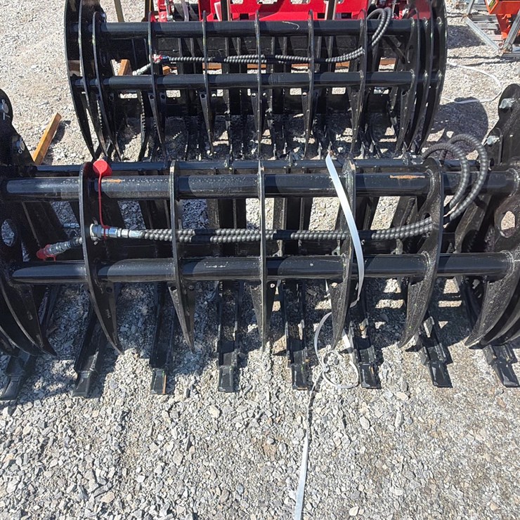 #849 • Future 72” Skid Steer Grapple