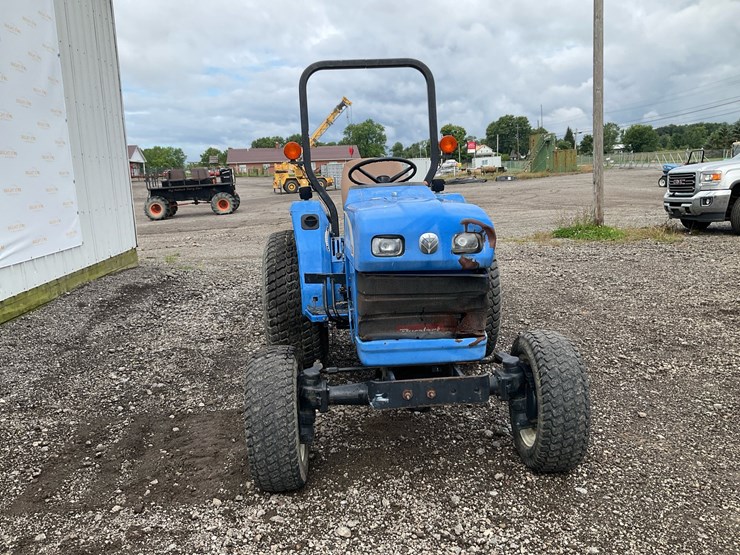 new-holland-t1520-image-5